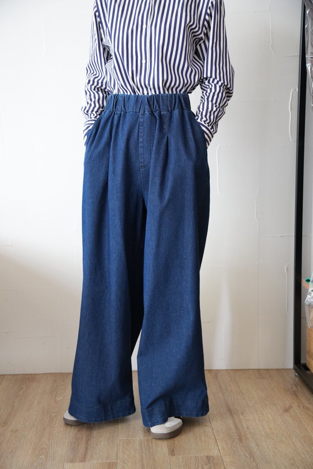 103125834_fc4c34615a0e453d203866b7944afcd7