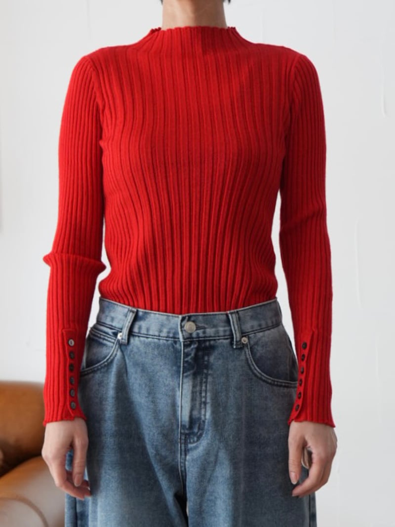 121062693_7f376f1ed6185a8a1a995c1f7b2d904b