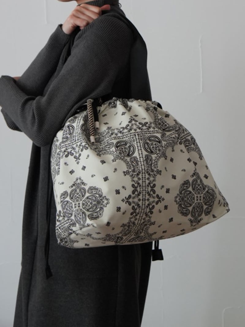 121156120_a70572959e27fb5645f34e47a68807d9